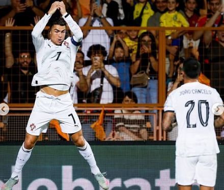 Cristiano Ronaldo Cetak Dua Gol, Portugal Bantai Armenia 5-0 di Kualifikasi Piala Dunia