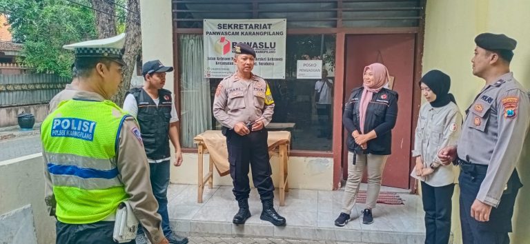 Polsek Karangpilang Patroli ke Panwascam Jaga Kondusifitas Pemilu 2024