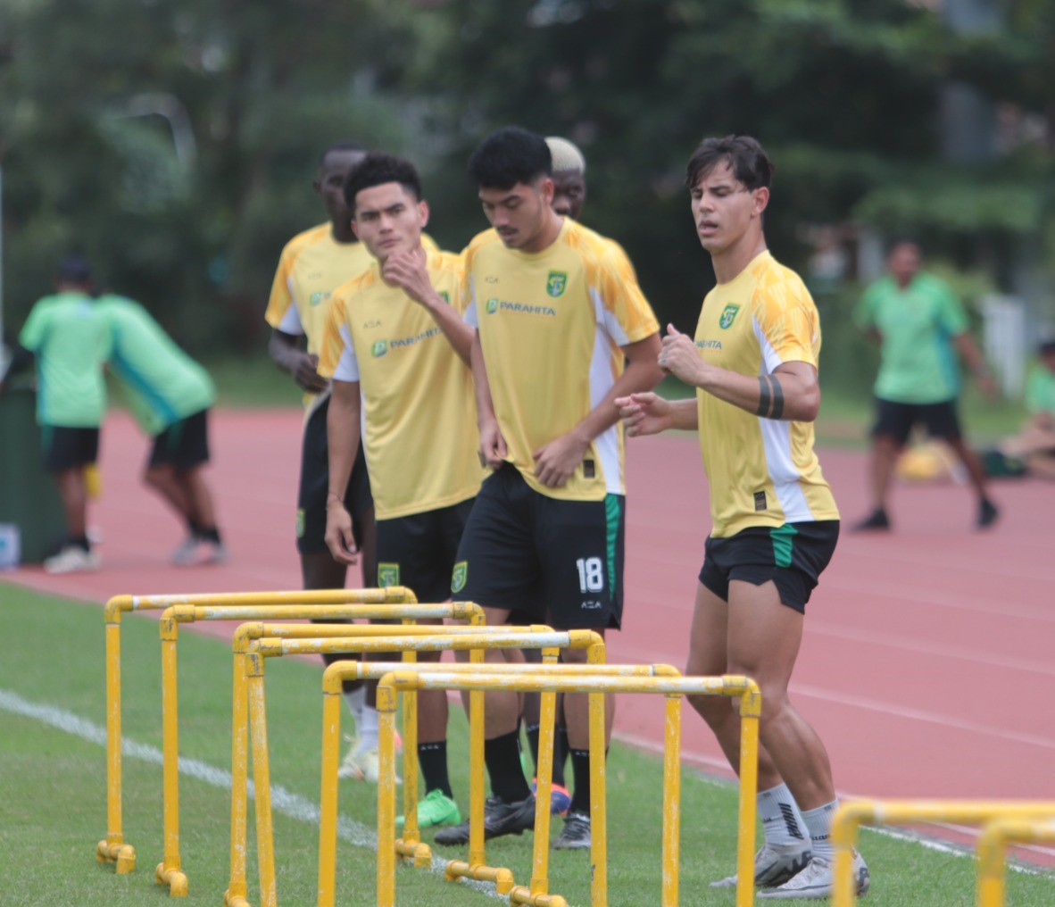 Dua Pemain Eropa Segera Diumumkan sebagai Penggawa Anyar Persebaya