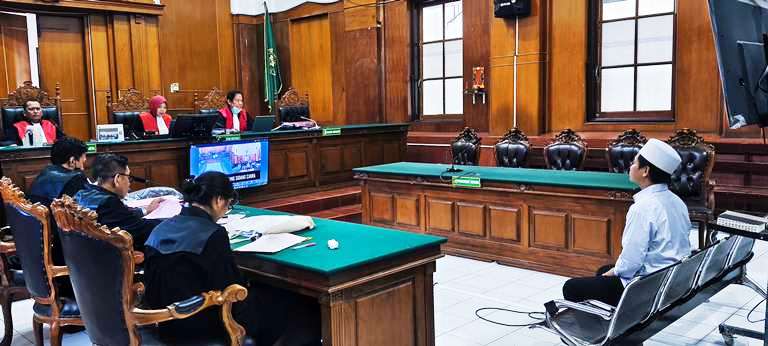 Tergiur Cuan Instan, 'Kerja Bareng' 2 Sekawan Berakhir di Penjara