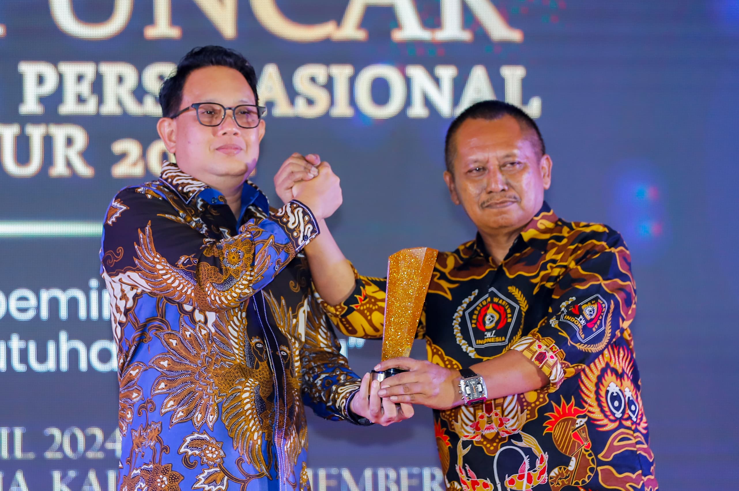 Ini Pesan Pj Gubernur Jatim usai Terima Prapanca Award 2024