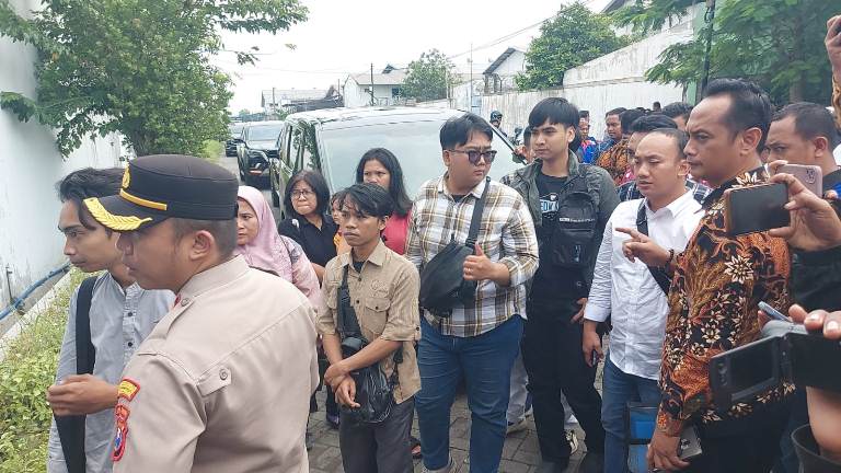 Korban Penahanan Ijazah Bertambah Jadi 32 Orang, Tim Kuasa Hukum akan Lapor Polda Jatim 