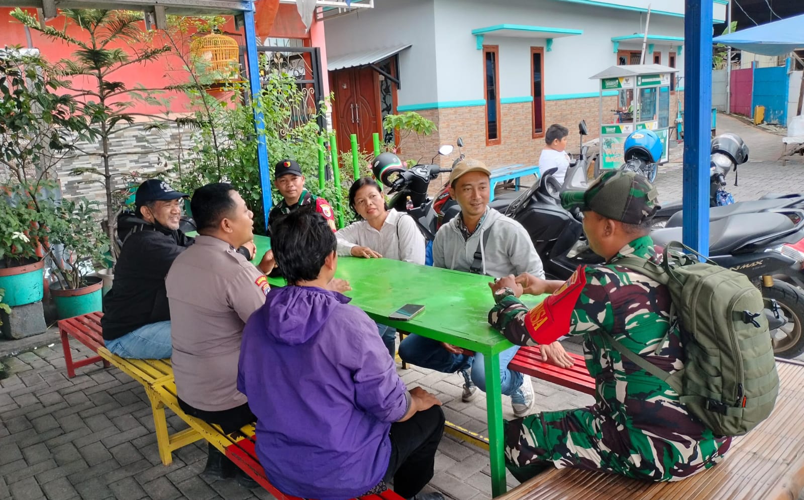 Jum'at Curhat Polsek Karangpilang Bersama 3 Pilar Serap Aspirasi Program Rutilahu