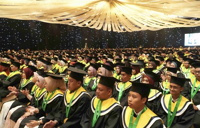 Wisuda Ke-22 Unusa, Lebih dari 50 Persen Mahasiswa Sudah Bekerja