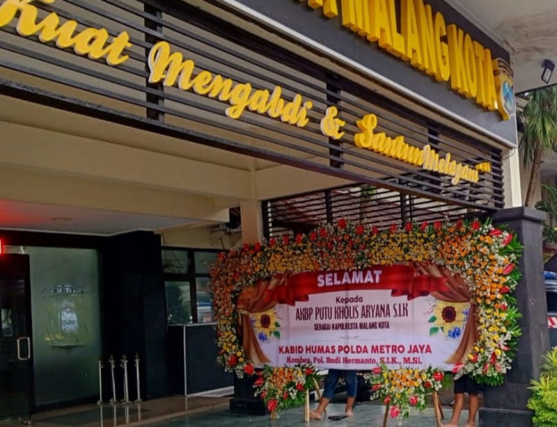 Bidhumas Polda Metro Jaya Beri Ucapan ke Kapolresta Malang Kota