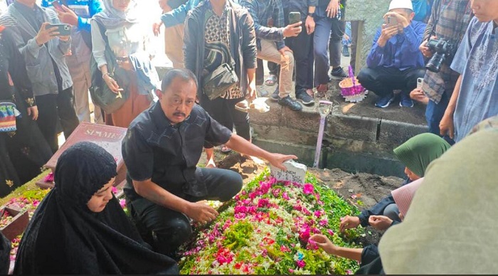 Ibunda Wakil Wali Kota Surabaya Armuji Berpulang