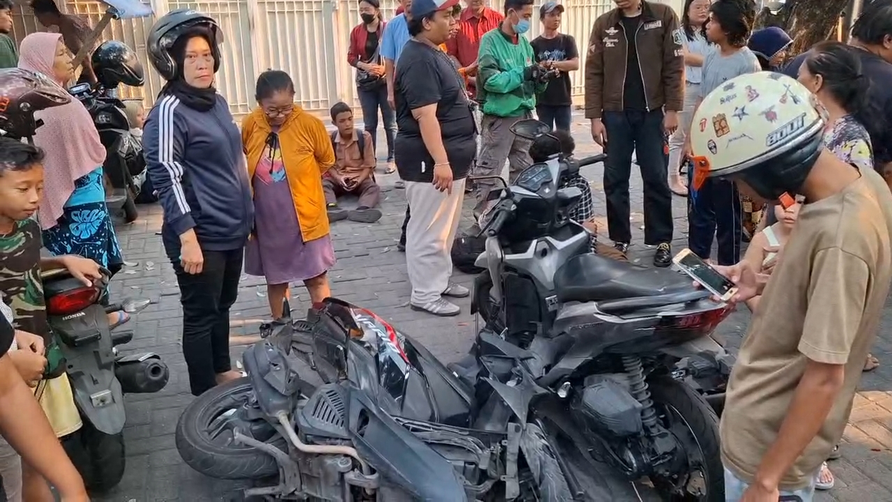Satlantas Polrestabes Surabaya Dalami Keterangan Sopir Alphard Penyebab Kecelakan Beruntun di Menur Pumpungan