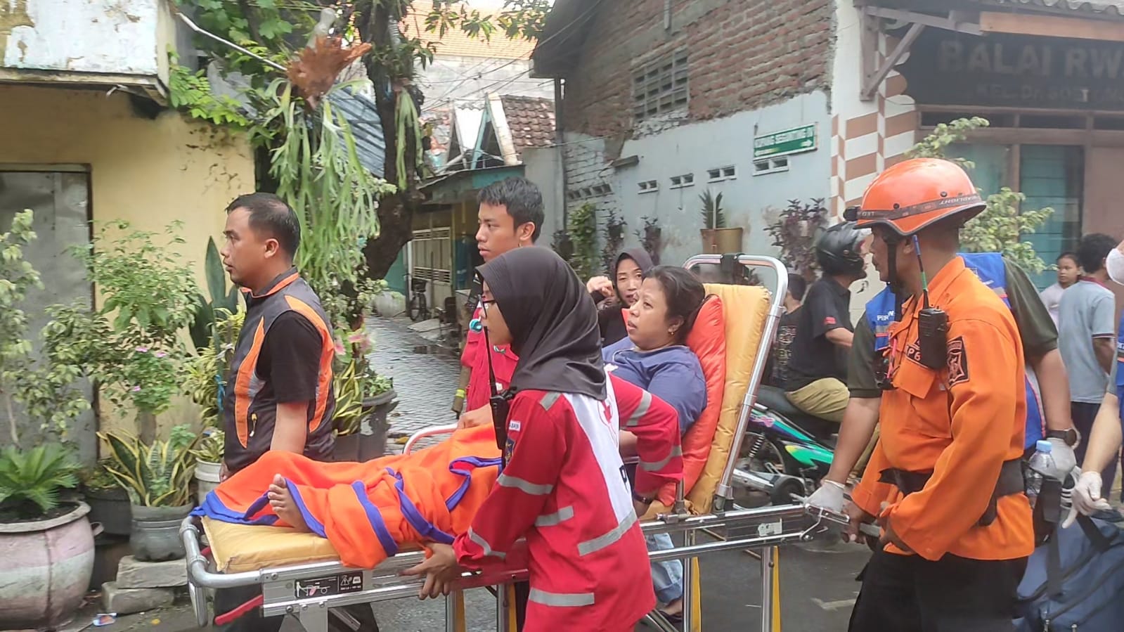 Kupang Segunting Membara, Sejumlah Rumah di Permukiman Padat Tegalsari Ludes Dilalap Api