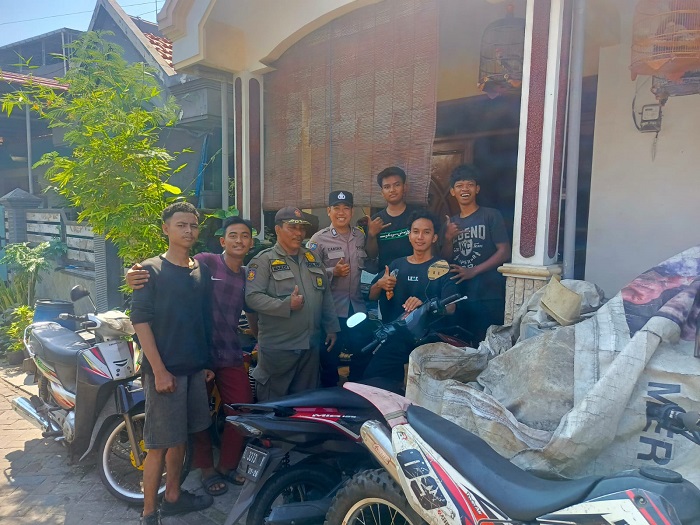 Kapolsek Sukomanunggal Gencarkan Sosialisasi Larangan Knalpot Brong dan Jam Malam Anak