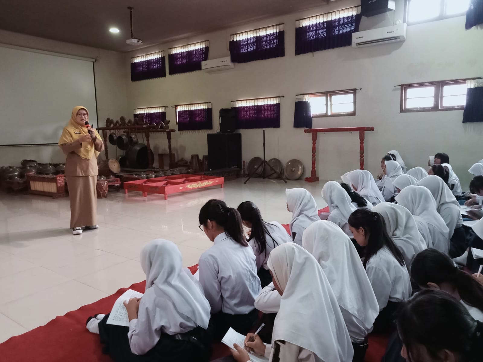 Target CKG Dikebut, Ribuan Pelajar Tulungagung Jadi Sasaran Cek Kesehatan Gratis