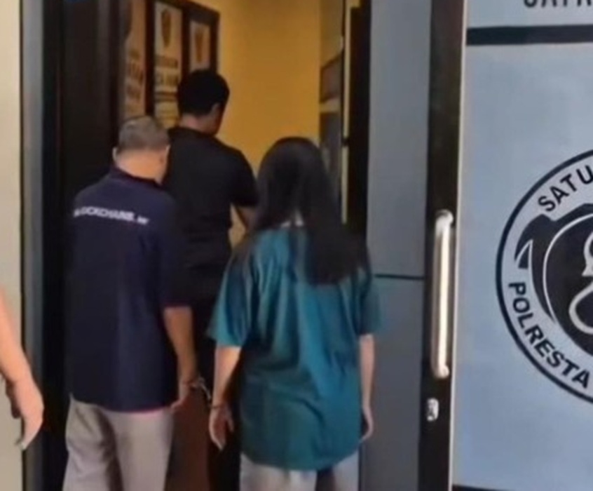 Miris! Ibu dan Pacar Paksa Anak-Keponakan Bermain Threesome