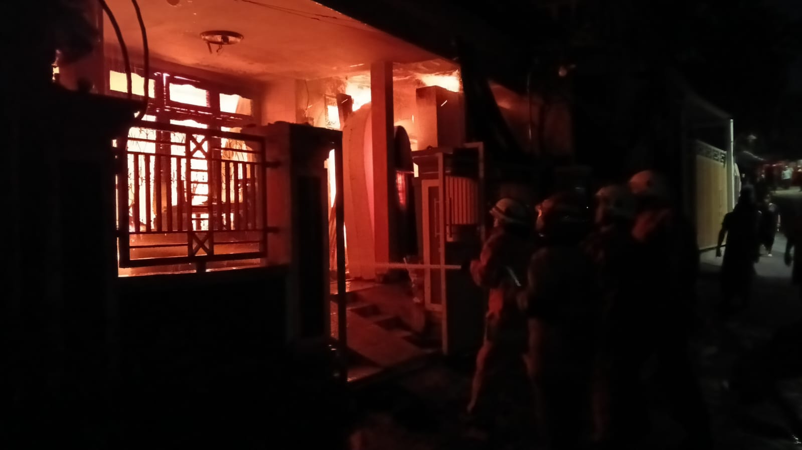 Korsleting Listrik, Tiga Rumah di Bungkal Ludes Dilalap Api