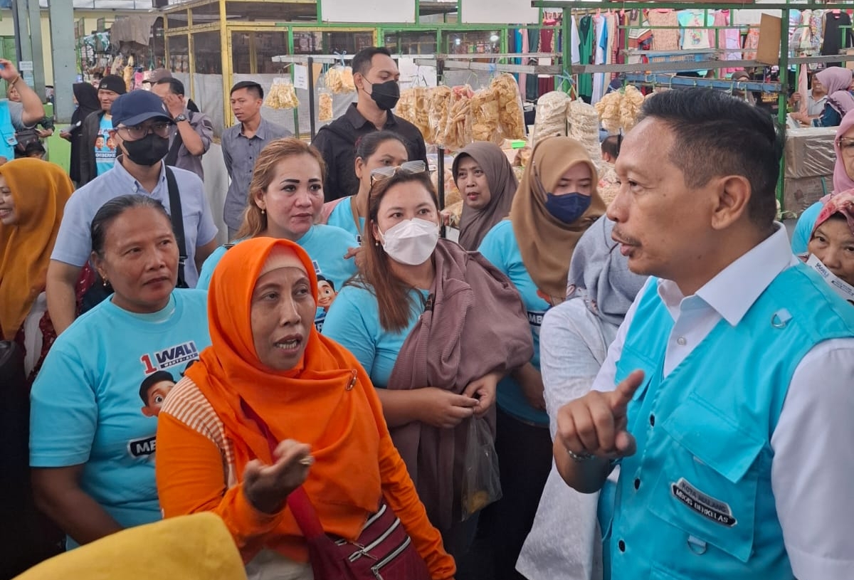 Blusukan ke Pasar Bunul, Cawali Kota Malang Wahyu Hidayat Ingin Jadikan Pasar sebagai Sentral Ekonomi