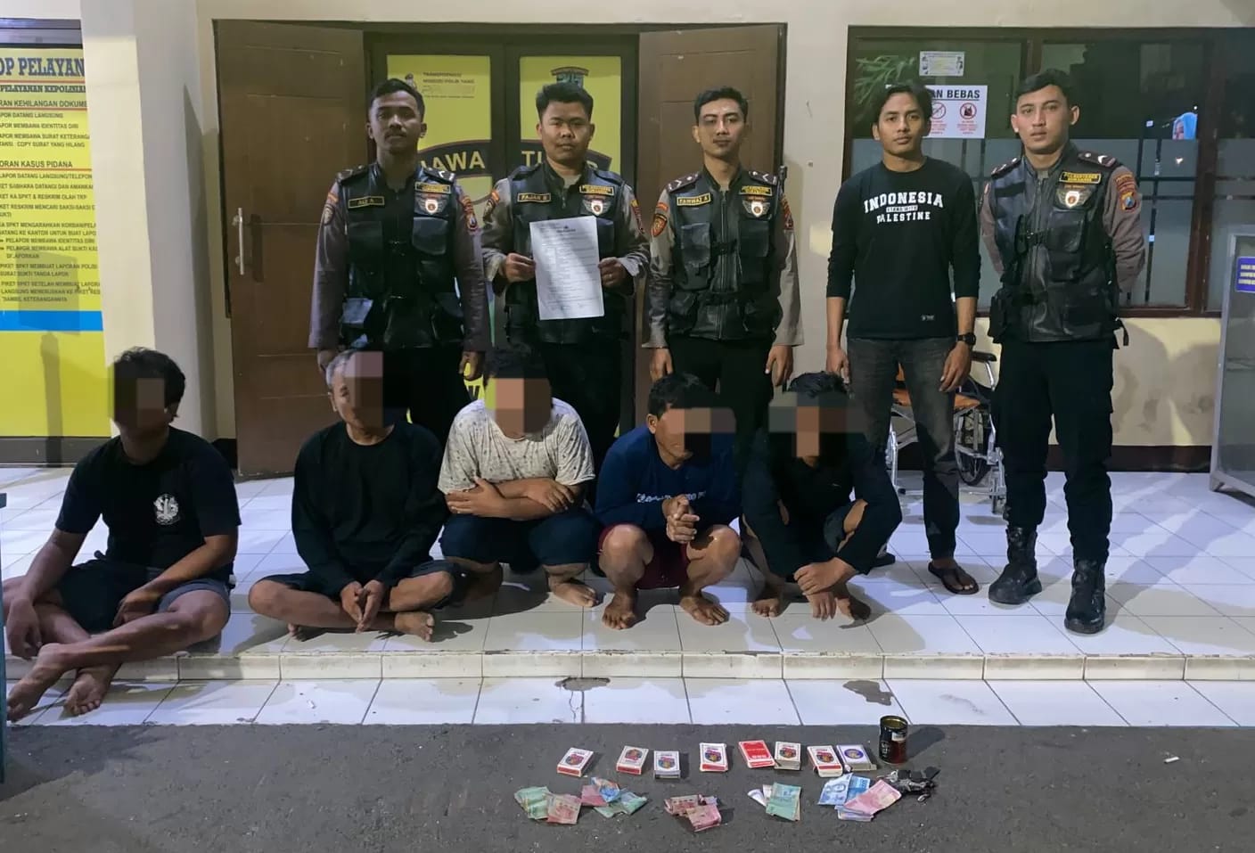 3 Penjudi Terjaring Patroli Tim Jogoboyo, 6 Kotak Remi dan Uang jadi Barang Bukti