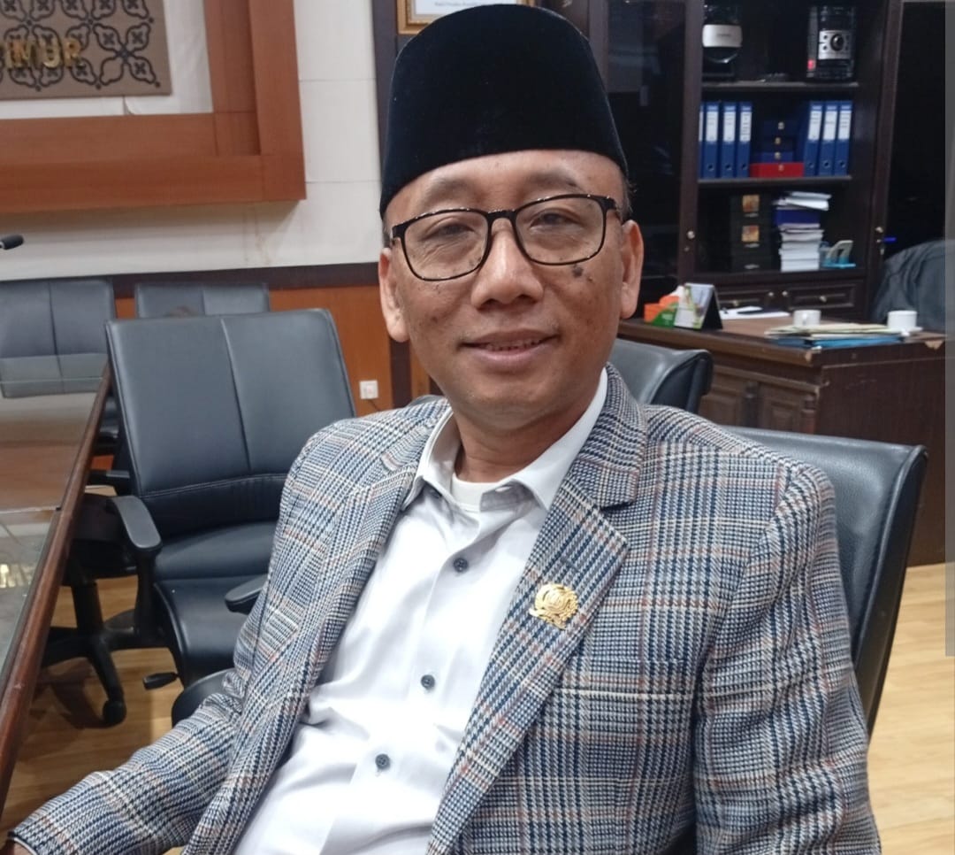 DPRD Jatim Soroti Kinerja DPMPTSP: Jangan Hambat Niat Baik Masyarakat Urus Perizinan Sekolah 