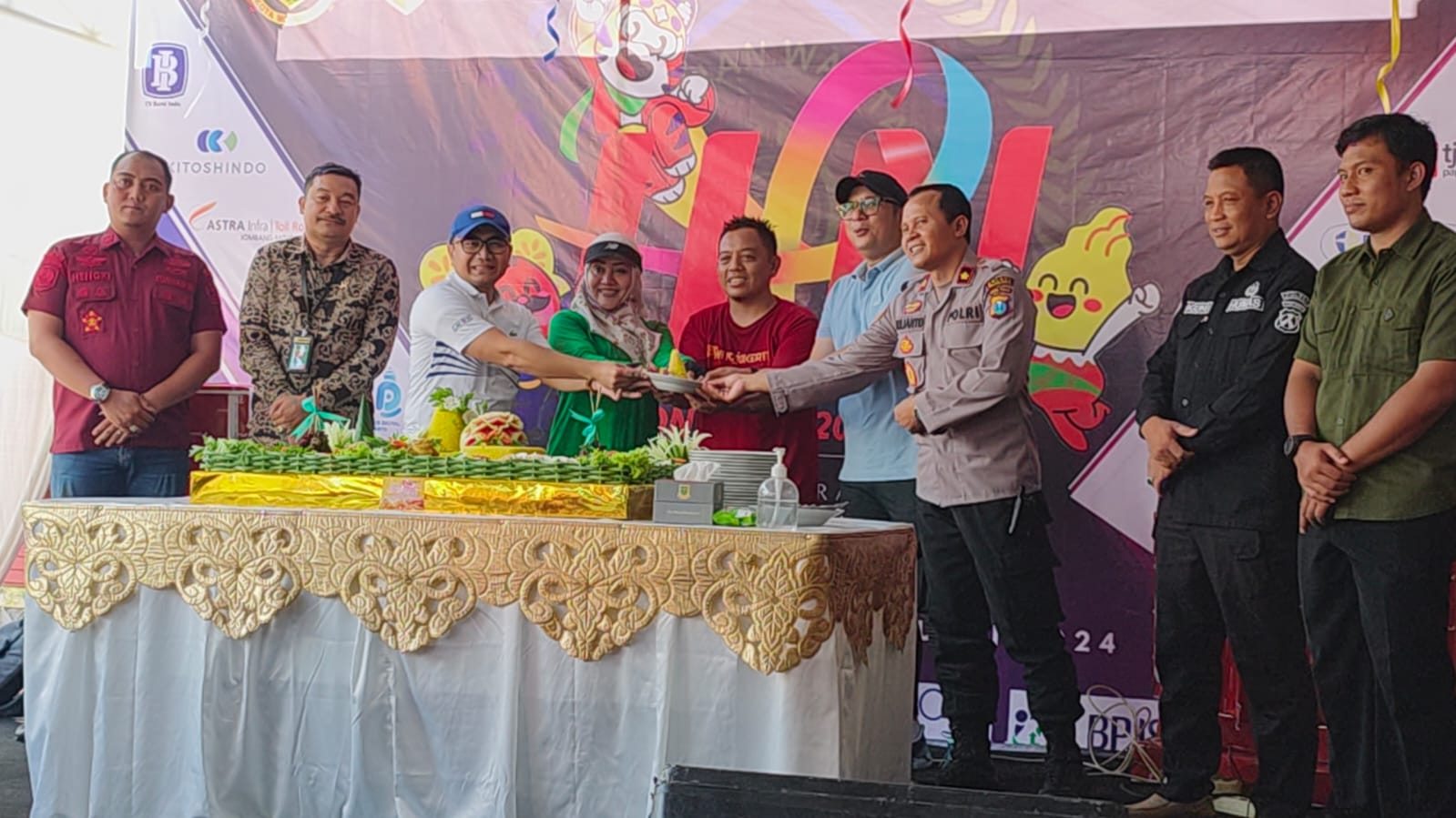 HPN 2024 PWI Mojokerto Senam Sehat Bersama Forkopimda Mojokerto Raya