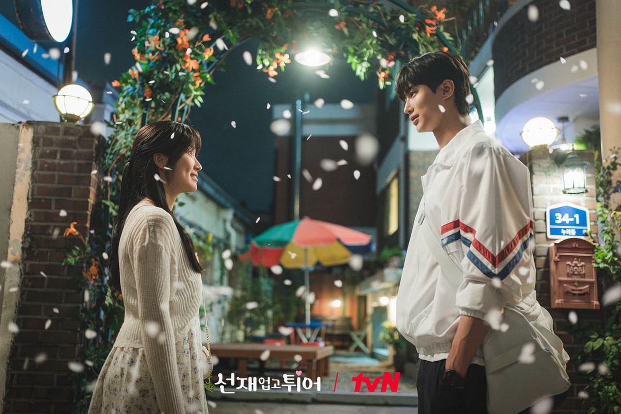 Gagal Move On dengan Lovely Runner? Ini Drama Korea dengan Tema Time Traveler Romance yang Wajib Kamu Tonton