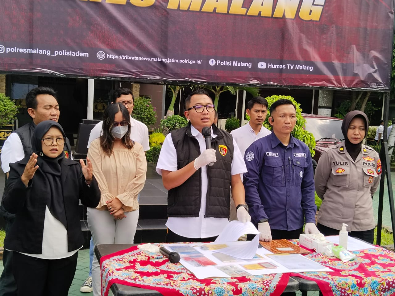 Pegawai Pajak Surabaya Bawa Lari Mobil Janda Sukun