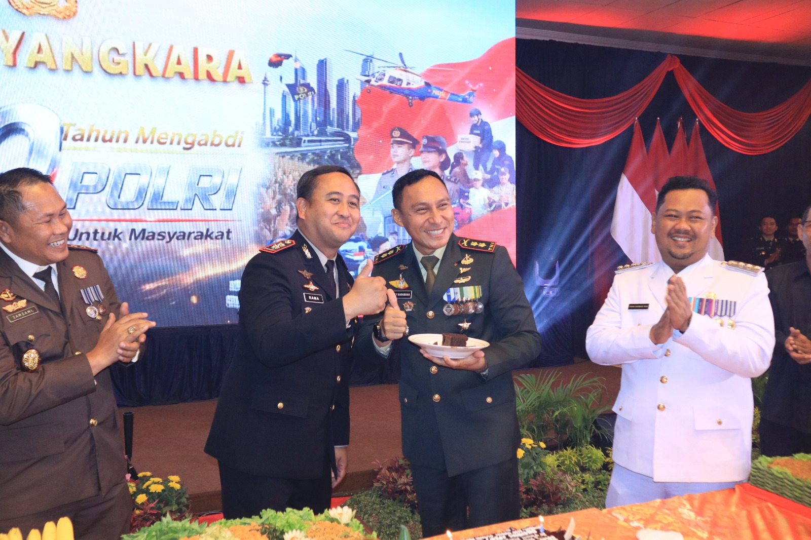 80 Tahun Mengabdi, Polri untuk Masyarakat: Forkopimda Gresik Gelar Upacara dan Tasyakuran Hari Bhayangkara