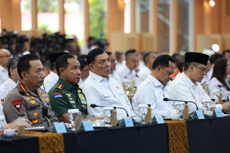 Prabowo Targetkan Indonesia Bebas Sampah dalam Tiga Tahun