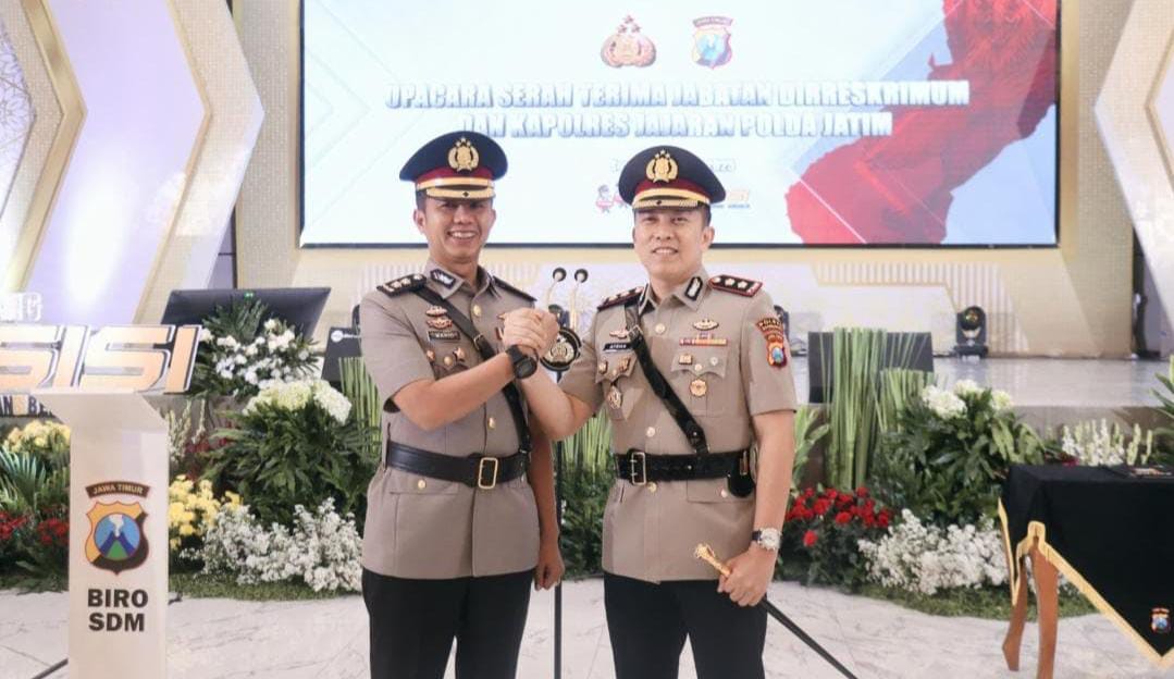    AKBP Afrian Jabat Kapolres Bojonegoro,  AKBP Mario Geser ke Mabespolri   