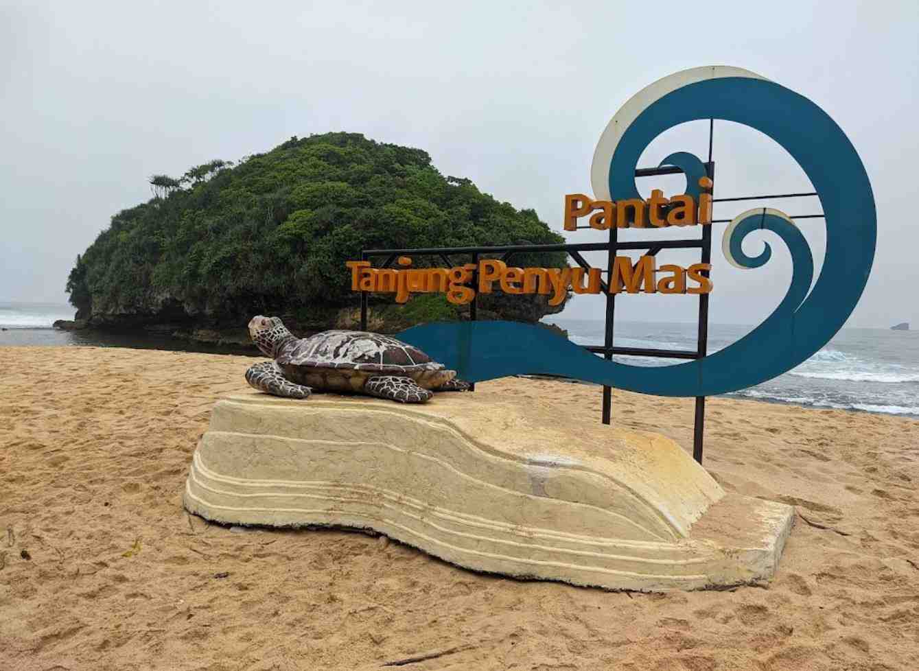Pesona Keindahan Pantai Tanjung Penyu Malang, Berikut Tiket Masuk dan Parkirnya 