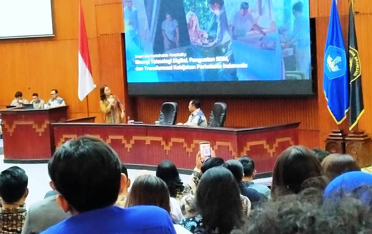 Wamenpar Ni Luh Puspa Sebut SDM Ramah Jadi Kunci Nilai Jual Pariwisata