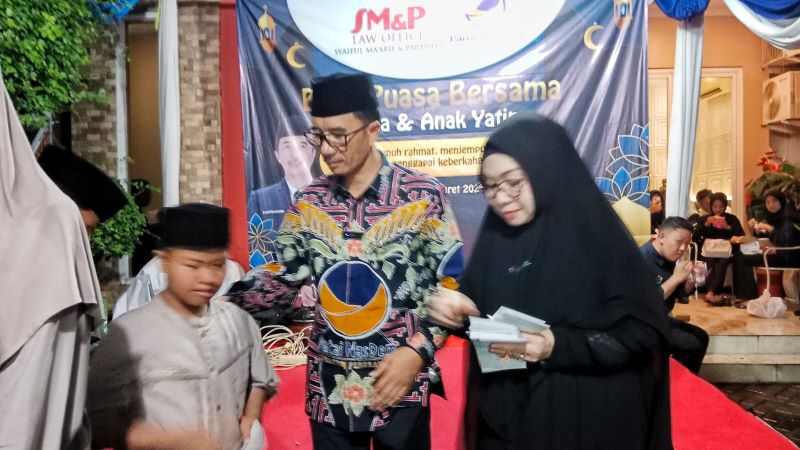 NasDem Surabaya Gelar Buka Puasa Bersama dan Santuni Anak Yatim di Bulan Ramadan
