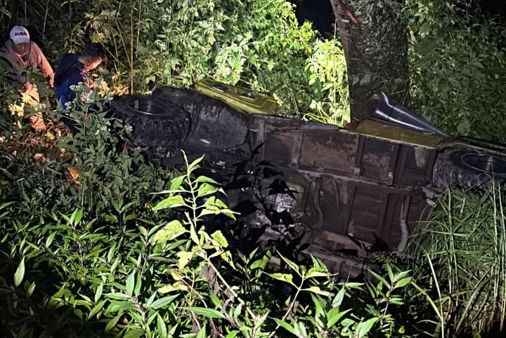 Kendaraan Wisatawan Masuk Jurang di Gunung Bromo, 8 Orang Terluka 