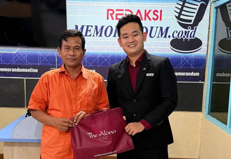 Perkuat Sinergi, Marcom The Alana Hotel Surabaya Sambangi Redaksi Memorandum