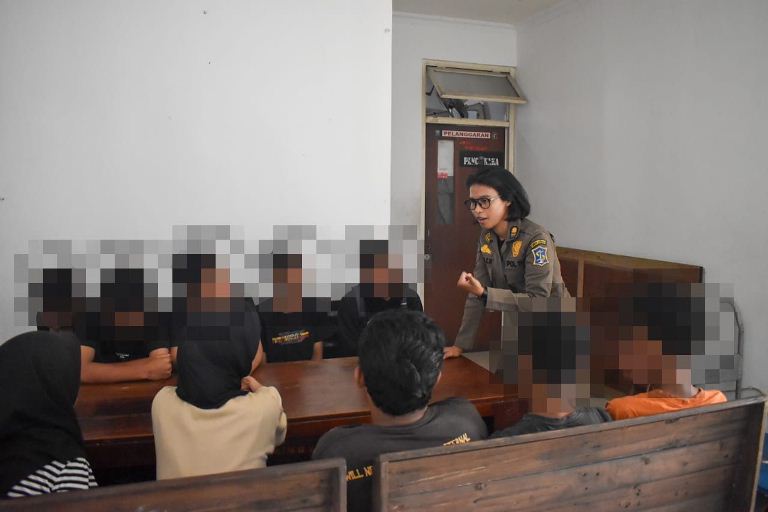 Pemkot Surabaya Tangani Fenomena Anak Jalanan dengan Pendekatan Khusus