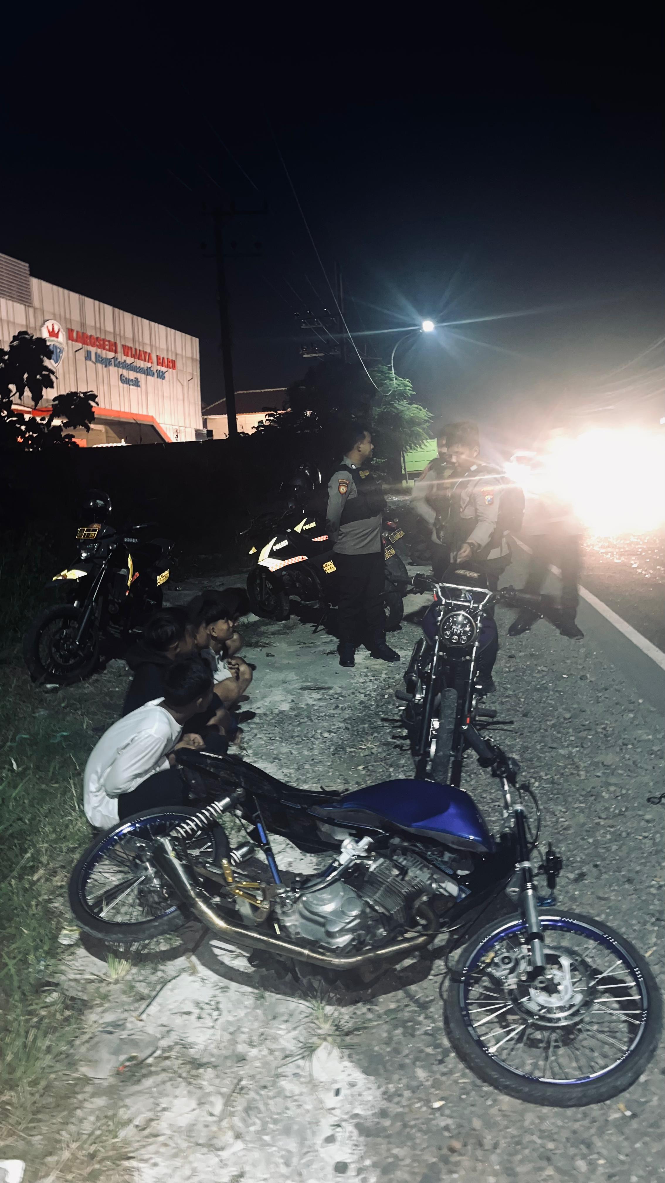 Gerak Cepat Polres Gresik Gagalkan Rencana Balap Liar di Kedamean, Amankan Enam Pemuda