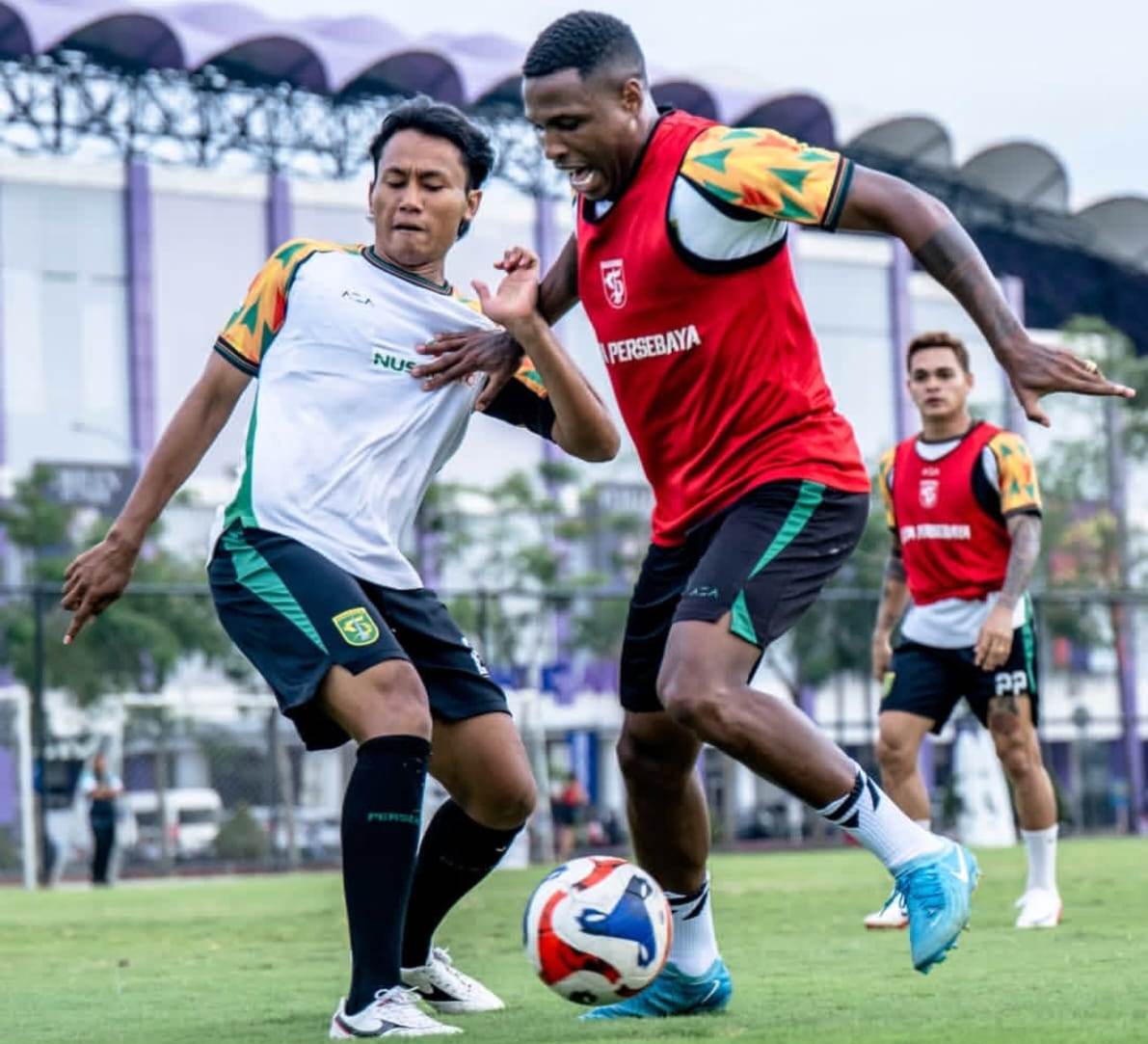 Pelatih Baru Tak Kunjung Diumumkan ke Publik, Persebaya Terancam Denda 