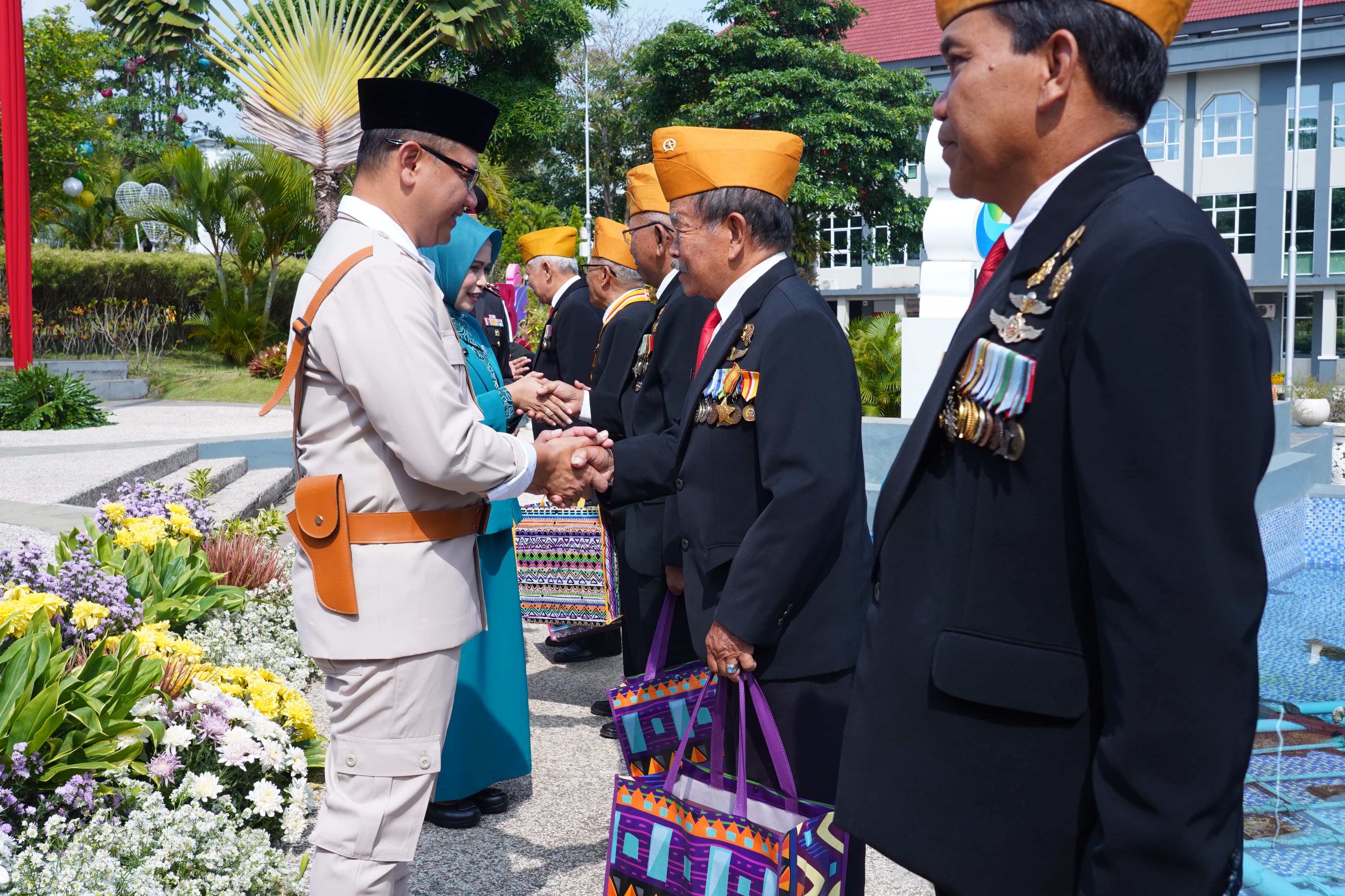 Pj Wali Kota Batu Minta Lanjutkan Perjuangan para Pahlawan dengan Jaga Nasionalisme dan keutuhan NKRI