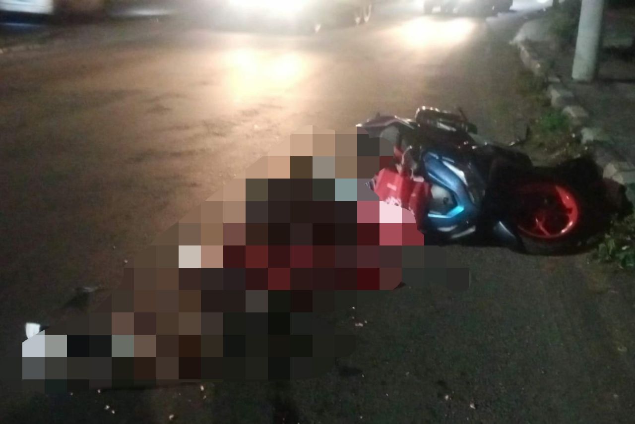 Gagal Nyalip, Pemotor Tewas Terlindas Truk di Osowilangun