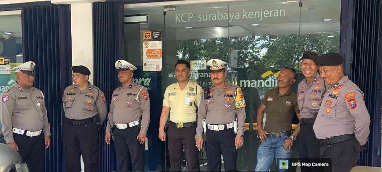 Polsek Mulyorejo Intensifkan Patroli Bank Antisipasi 3C di Surabaya dan Berikan Imbauan Kamtibmas
