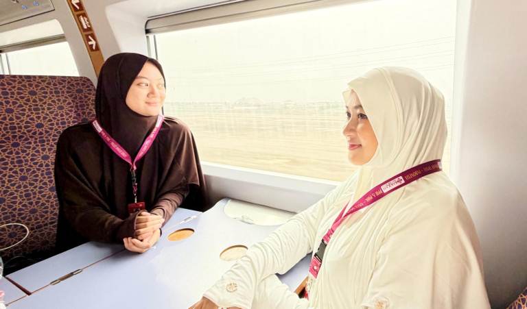 Efisiensi dan Kenyamanan Jemaah Bakkah Umrah Nikmati Kereta Cepat Haramain