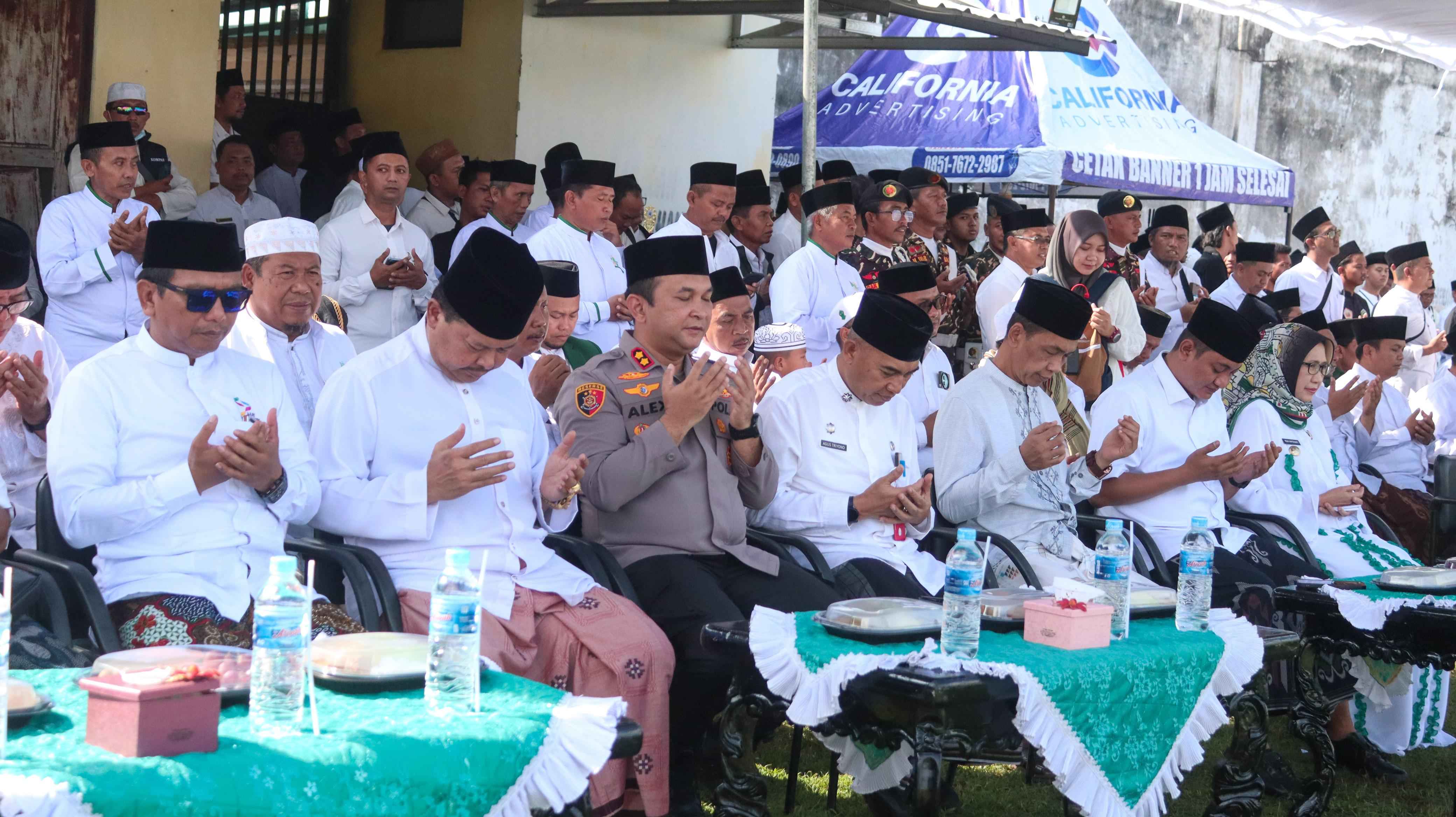 Kapolres Lumajang Hadiri Upacara Hari Santri, Ajak Perkuat Persatuan dan Toleransi