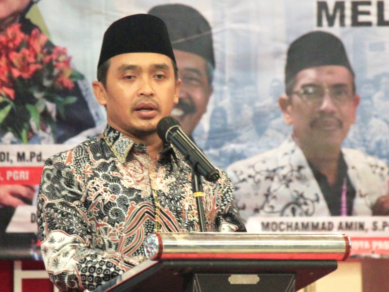 Mas Adi Ajak PGRI Kota Pasuruan Berbenah Hadapi Tantangan Pendidikan Modern
