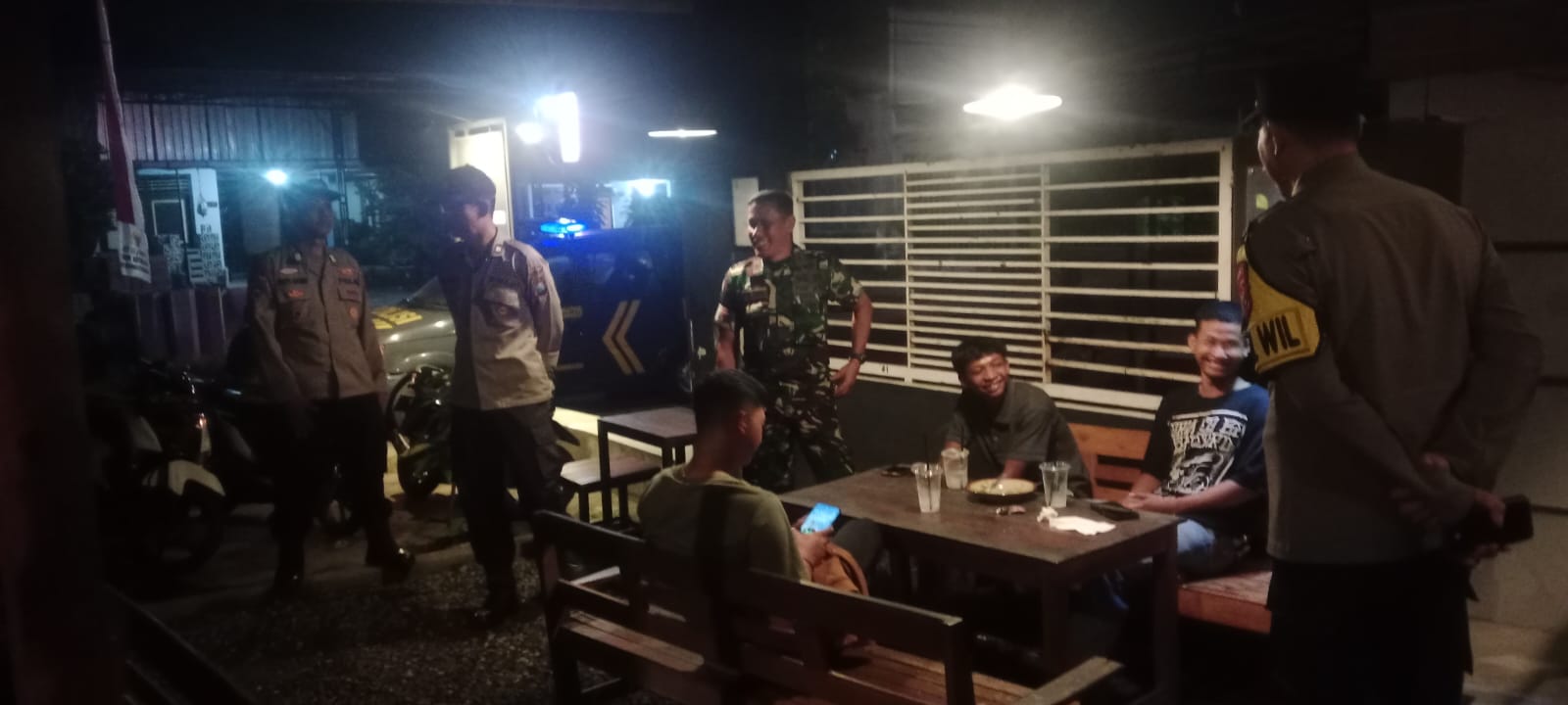 Antisipasi Kriminalitas dan Kenakalan Remaja, Polsek Purwoasri dan Koramil  Gelar Operasi Gabungan 