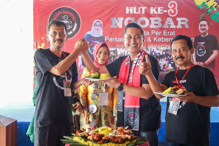 HUT Ke-III Ngobar Dihadiri Wabup Lumajang di Café Loji 35