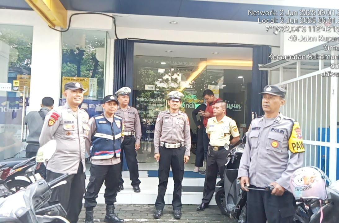 Patroli Perbankan Ditingkatkan Polsek Sukomanunggal, Jaga Keamanan Nasabah dan Objek Vital