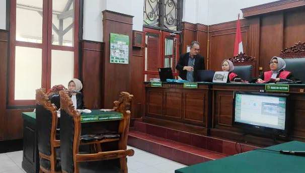 Tak Puas Hasil Operasi, Pasien Hantam Dokter Pakai Gragal hingga Luka Serius