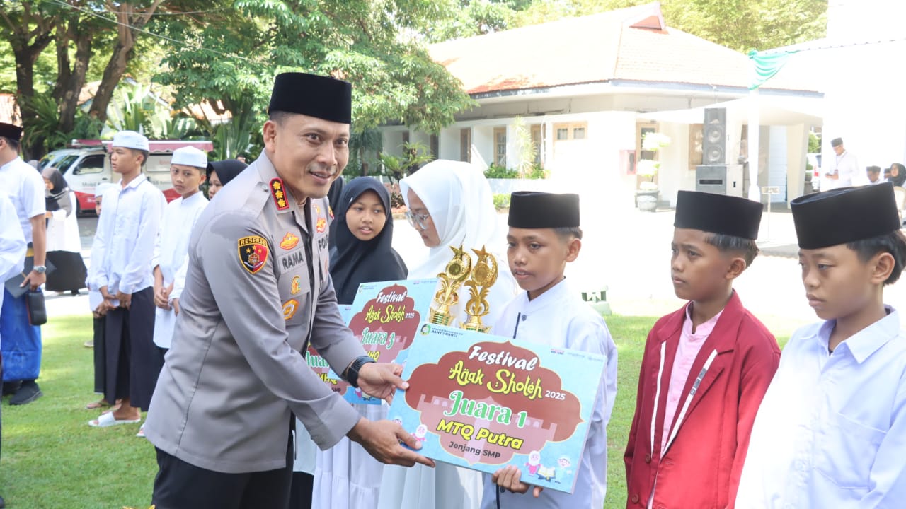 Peringati Hari Santri, Kapolresta Banyuwangi Apresiasi Peran Pesantren Bentuk Karakter Generasi Muda