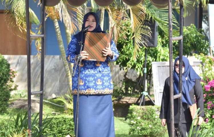 Wabup Ulfiyah Tekankan ASN sebagai Pelayan Masyarakat pada HUT Ke-54 Korpri Situbondo