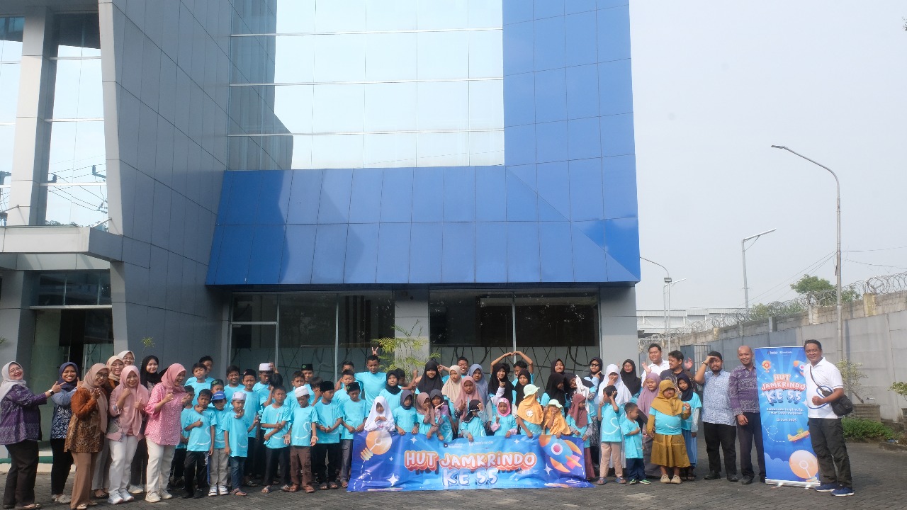 PT Jamkrindo Gelar Program Inspiratrip untuk Anak Panti Asuhan di Surabaya