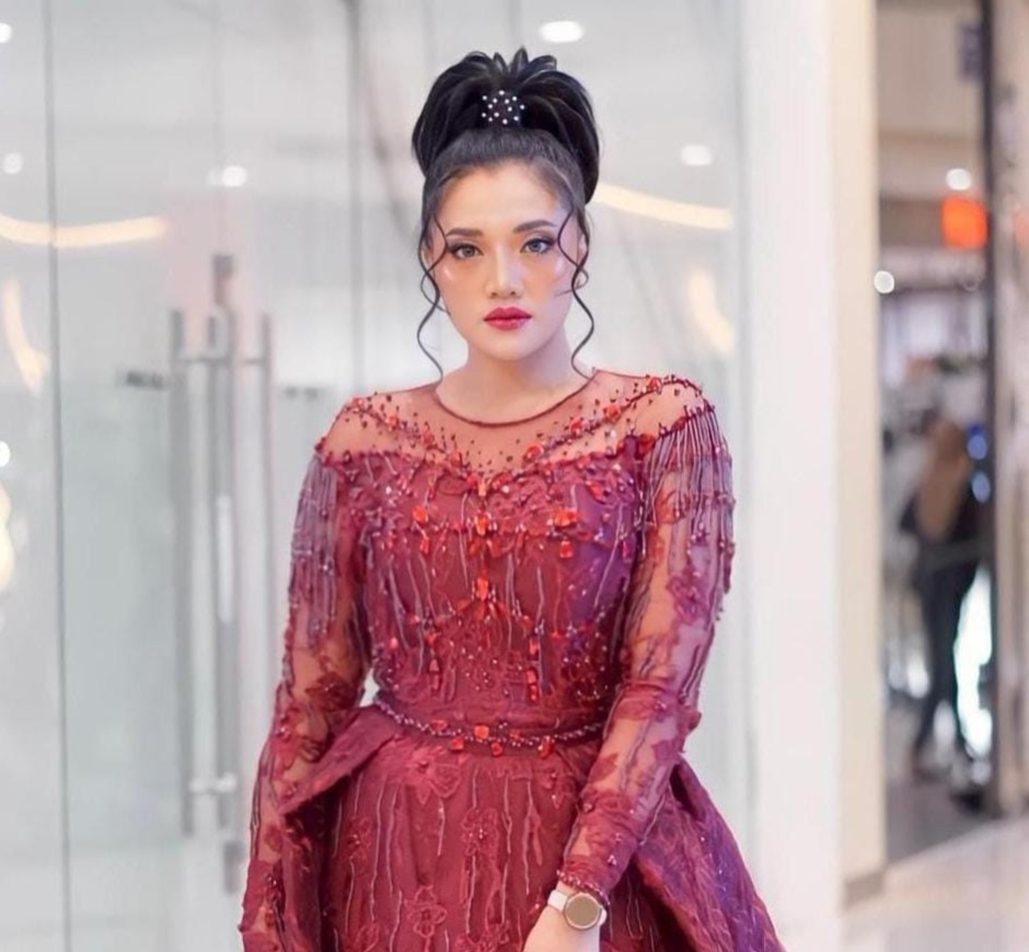 Eksistensi Deviana Safara, Penyanyi Dangdut asal Jombang yang Kian Bersinar