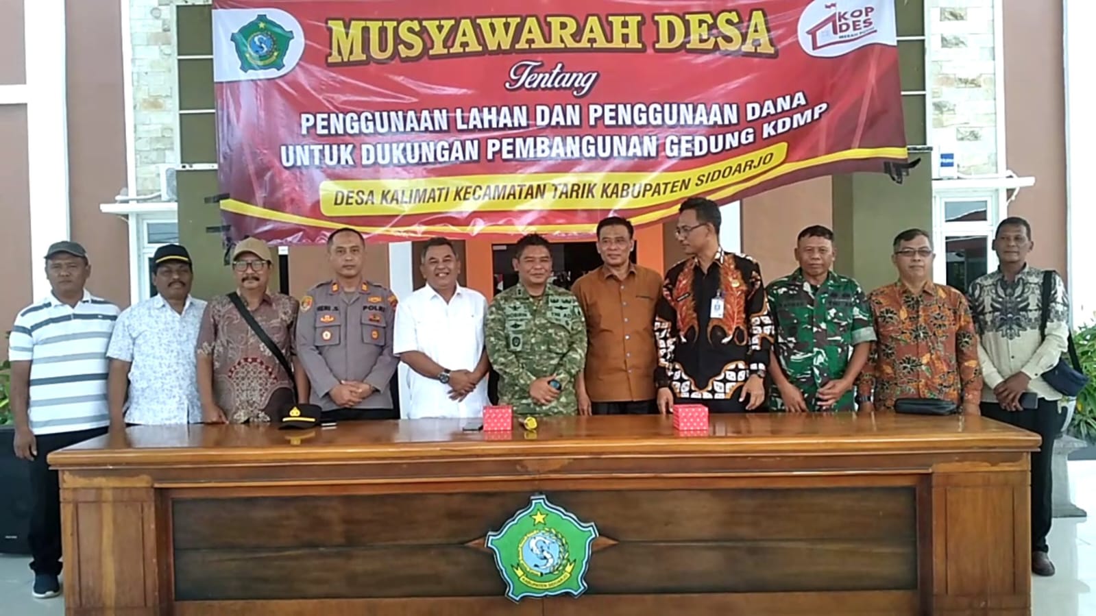 Dandim dan Wakil Ketua DPRD Sidoarjo Hadiri Musdes Kalimati