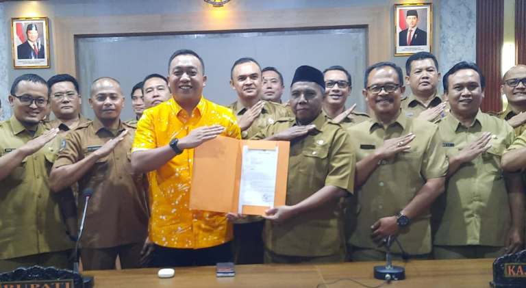 Bupati Situbondo tunjuk Fathor Rakhman sebagai Pj Sekdakab