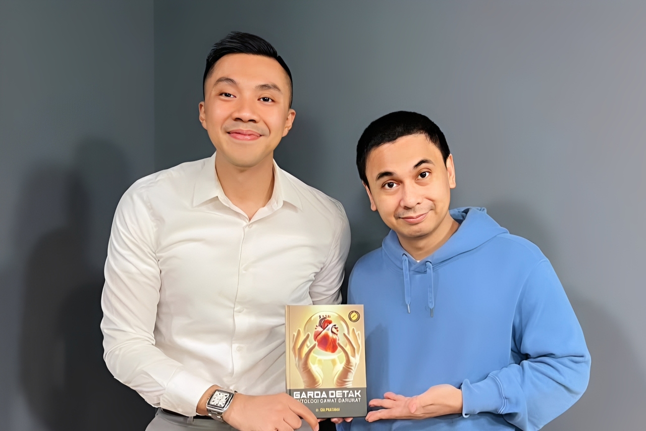 Kepala IGD yang Menjadi Dokter Idola Netizen, Inilah Profil Inspiratif Gia Pratama